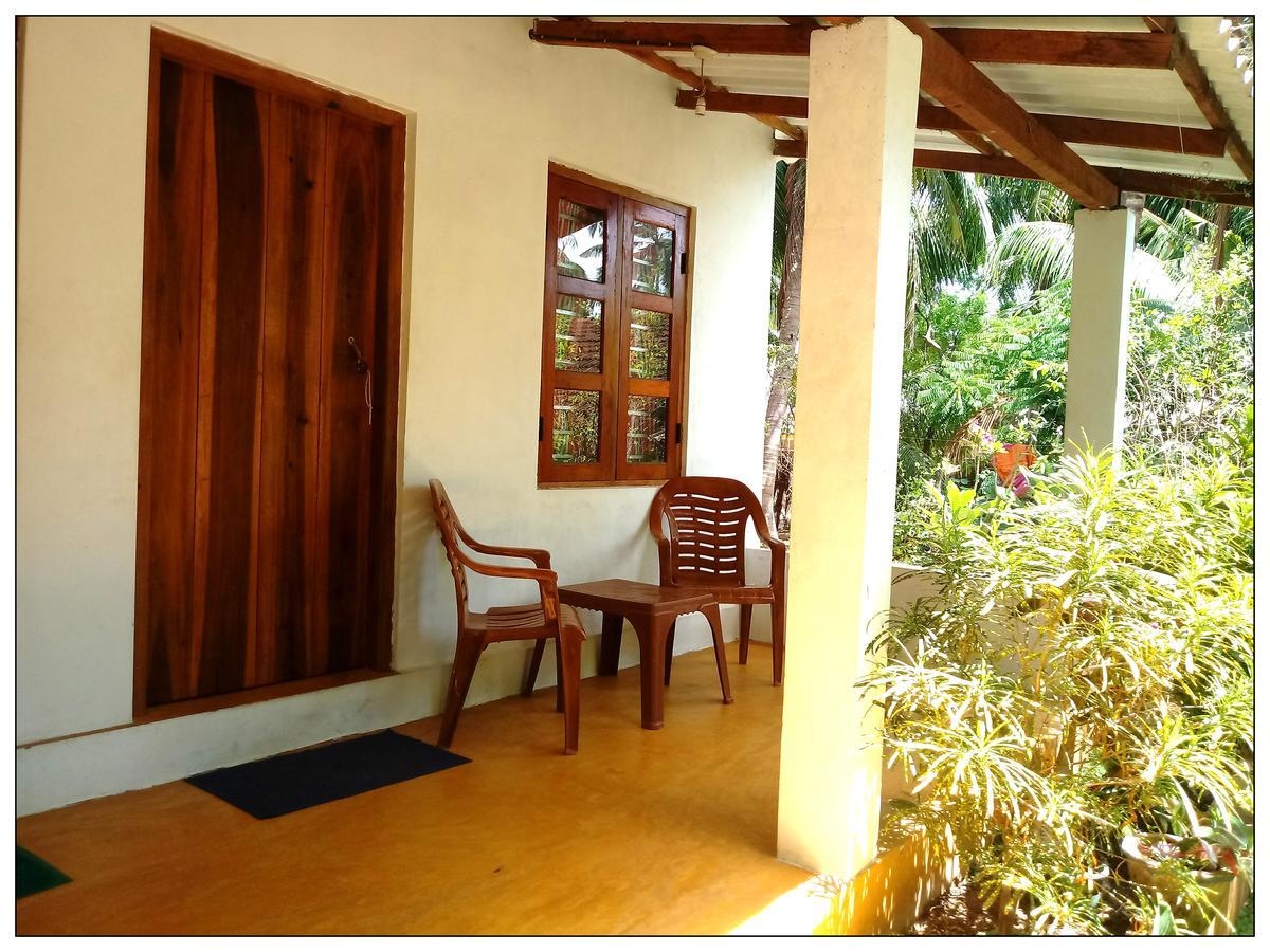 Hotel Starfish Cabbana Arugam Bay Exterior foto